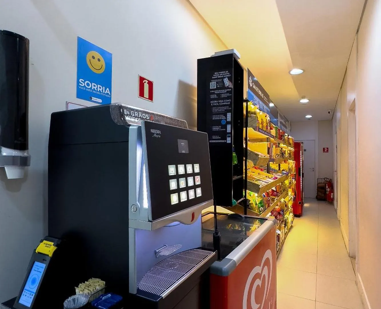 Apto Completo A 30 Mts Do Metro Com Vaga São Paulo 0*,